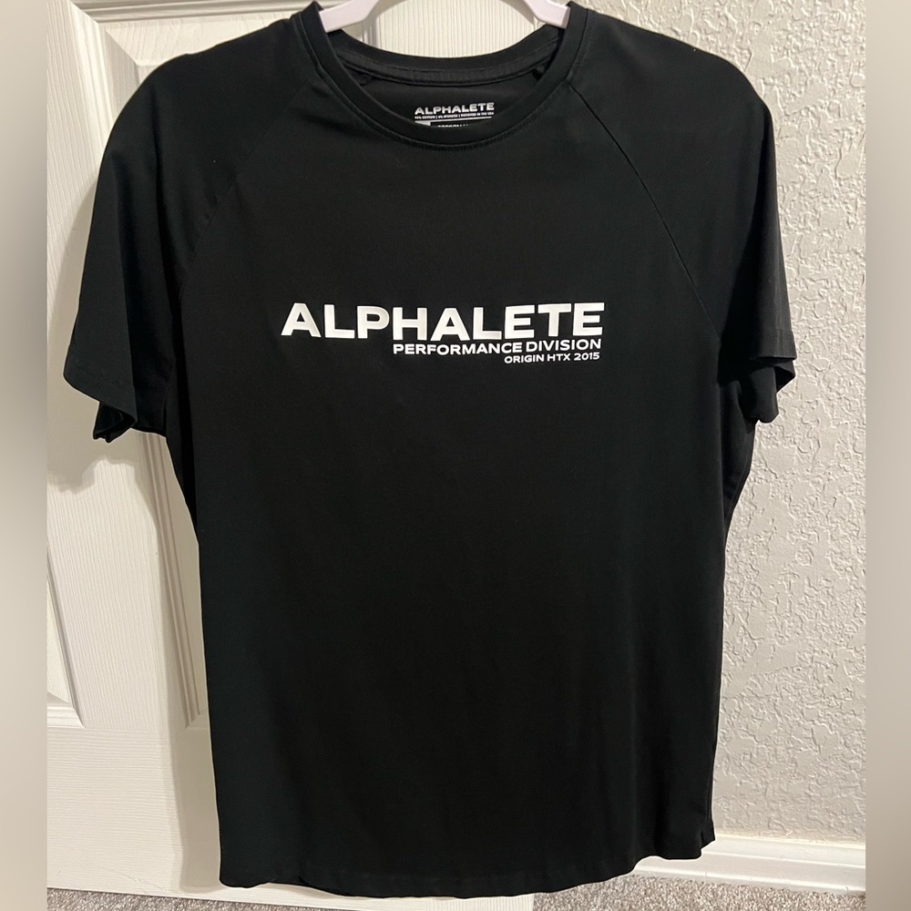 Alphalete Black Tee